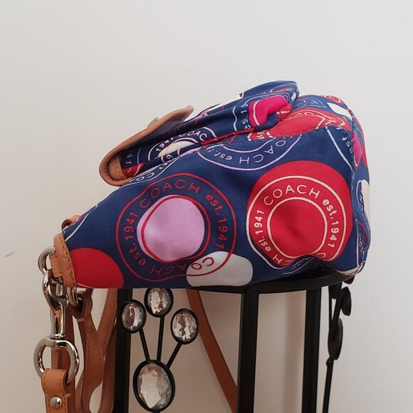 COACH SIGNATURE MULTICOLORED  CANVAS AND LEATHER CROSSBODY HAND BAG. N:L0926-F14 - Picture 8 of 11